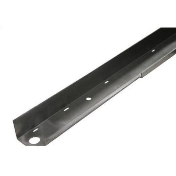 68-82 ROCKER CHANNEL SLEEVE - CENTER (RH)